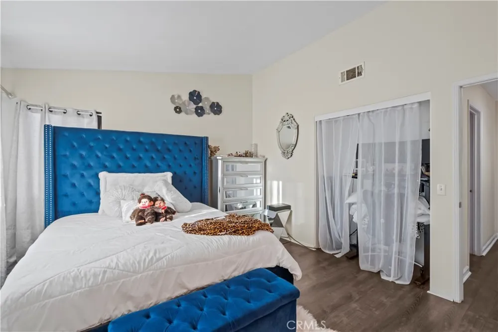 37909 Smoke Tree Palmdale, CA 93552
