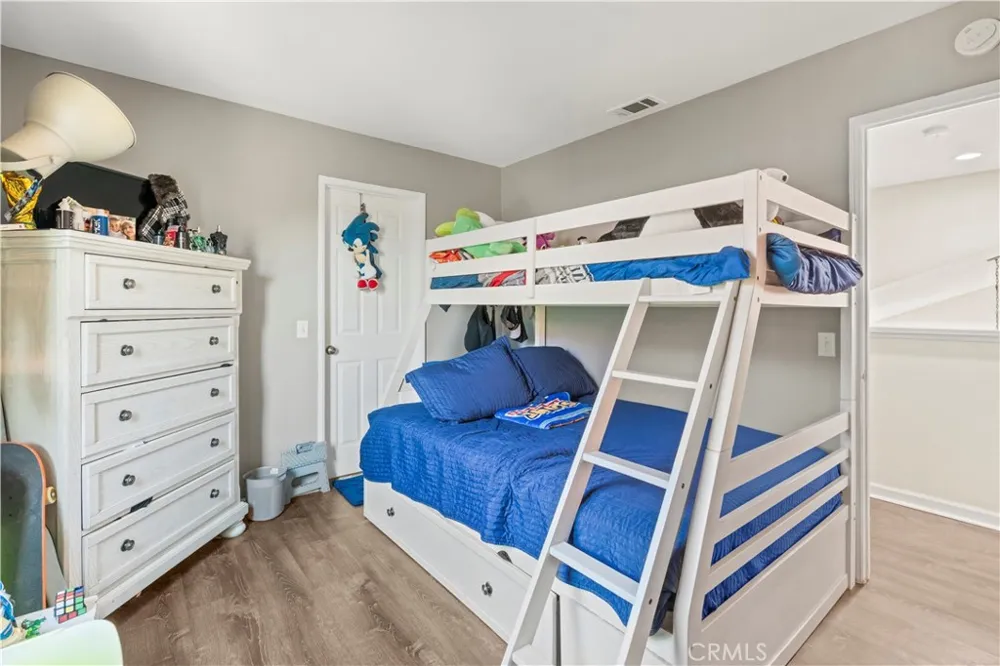 37909 Smoke Tree Palmdale, CA 93552