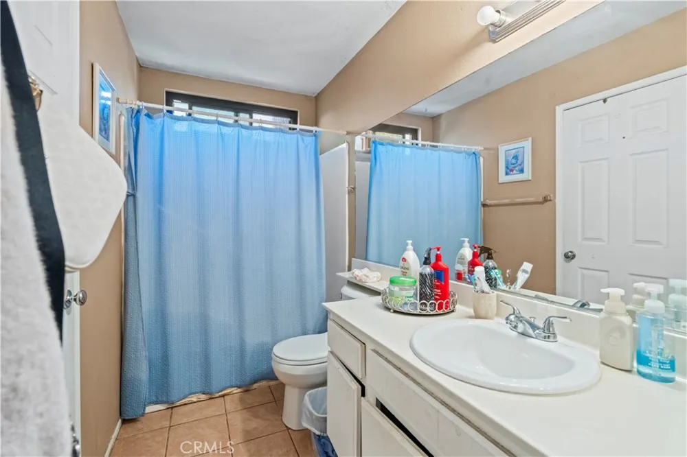 37909 Smoke Tree Palmdale, CA 93552