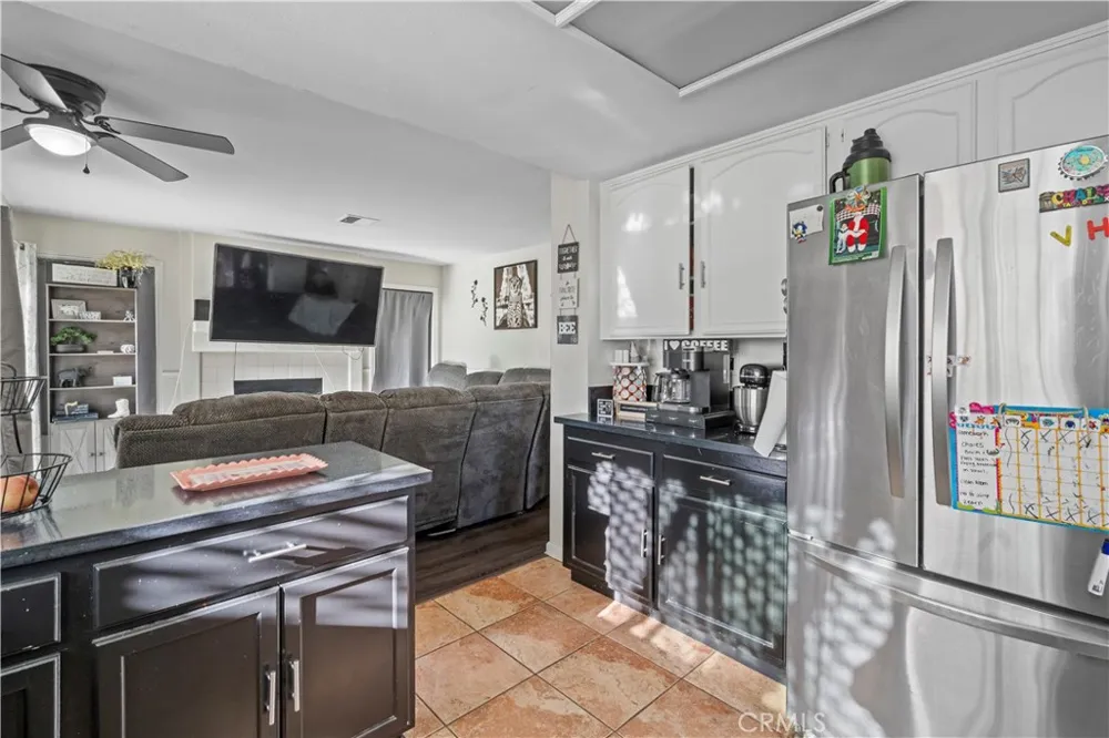 37909 Smoke Tree Palmdale, CA 93552