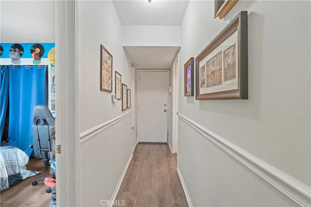 37909 Smoke Tree Palmdale, CA 93552