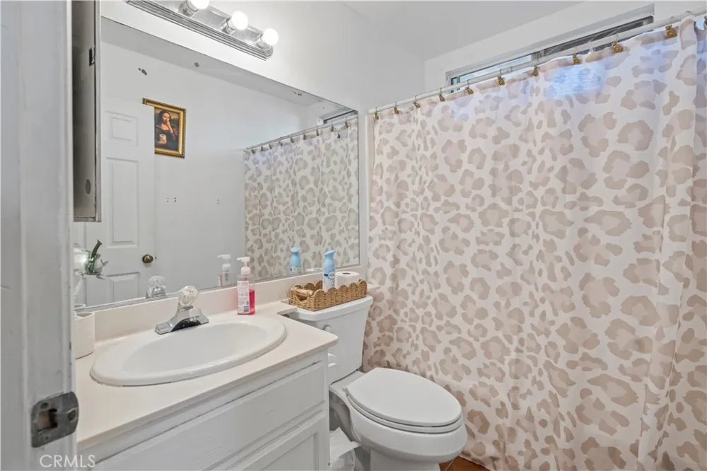 37909 Smoke Tree Palmdale, CA 93552