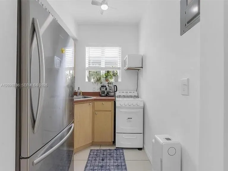 1027 Euclid Ave #12 Miami Beach, FL 33139