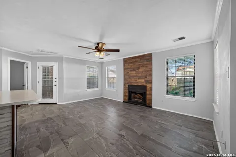 4803 Hamilton Wolfe Rd. #303