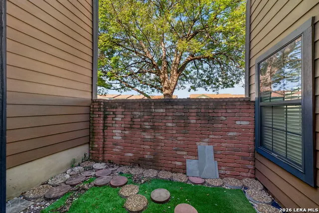 4803 Hamilton Wolfe Rd. #303 San Antonio, TX 78229