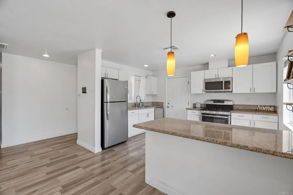 2009 Paddy Place Escondido, CA 92027