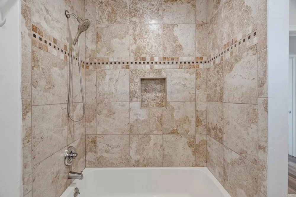 2009 Paddy Place Escondido, CA 92027