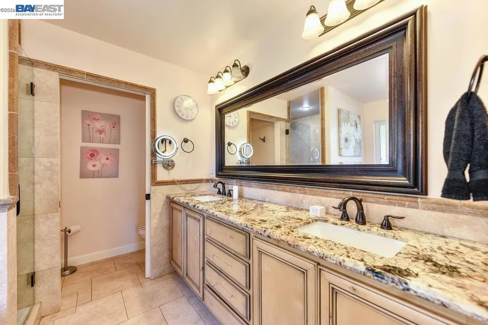 8545 Hilton Way Fair Oaks, CA 95628