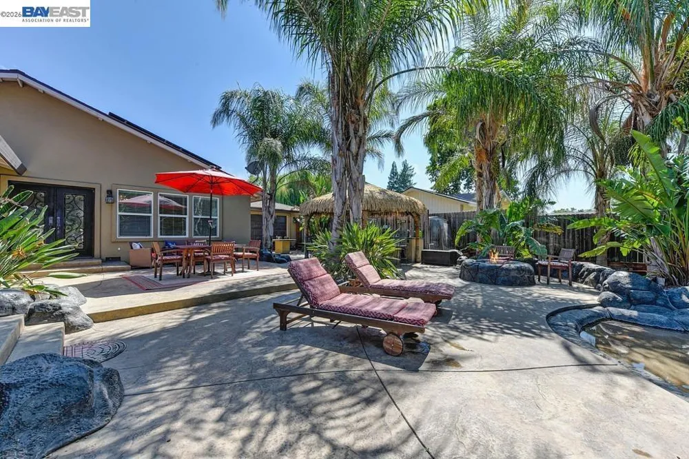 8545 Hilton Way Fair Oaks, CA 95628