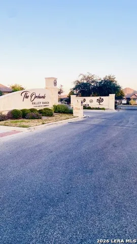 9407 Sundrop Vly San Antonio, TX 78254