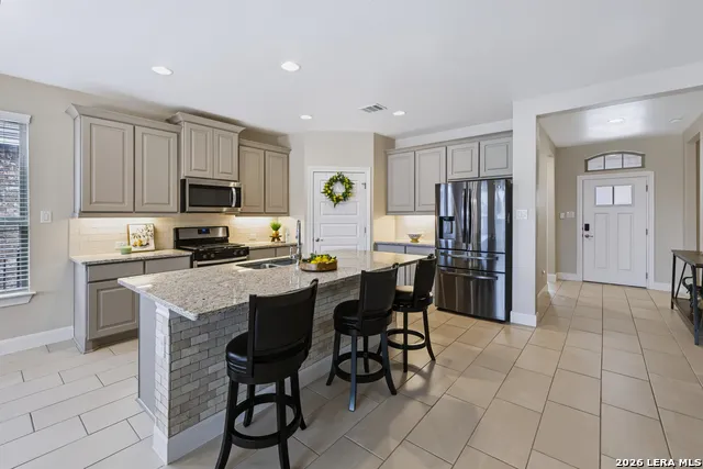 9407 Sundrop Vly San Antonio, TX 78254