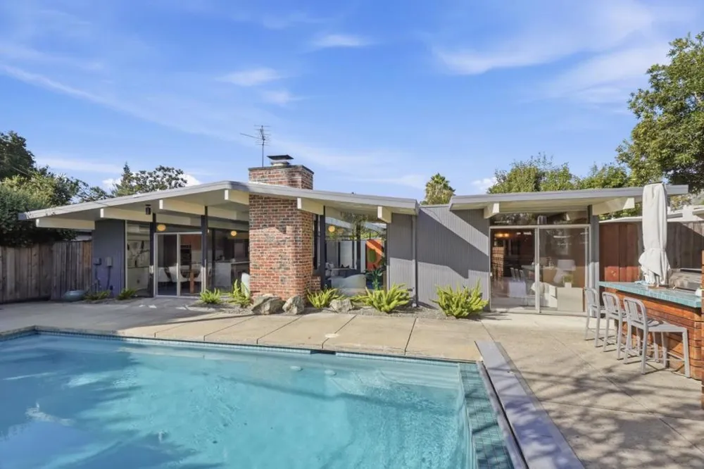 2440 Fairoak Court San Jose, CA 95125