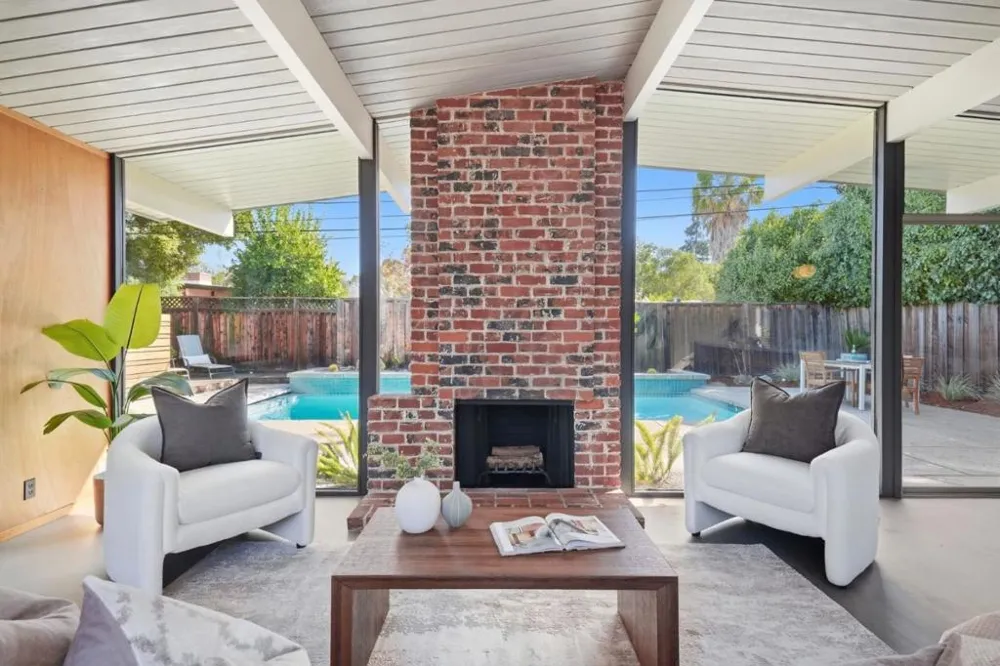 2440 Fairoak Court San Jose, CA 95125