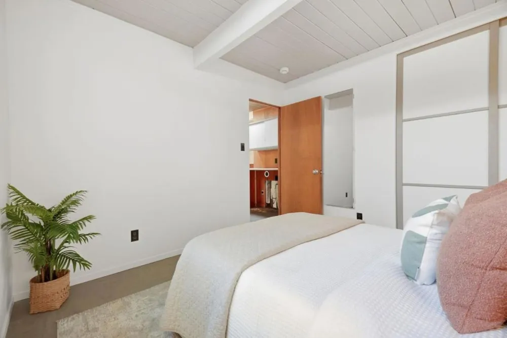 2440 Fairoak Court San Jose, CA 95125