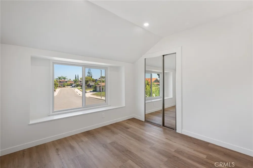 1233 244th Harbor City, CA 90710