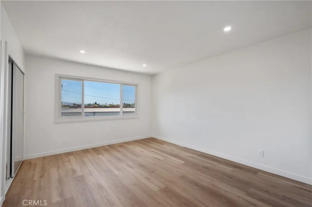 1233 244th Harbor City, CA 90710