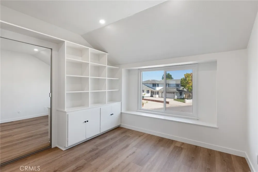 1233 244th Harbor City, CA 90710