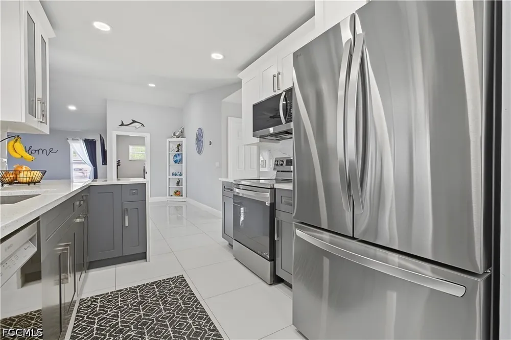 SE 34th Terrace Cape Coral, FL 33904