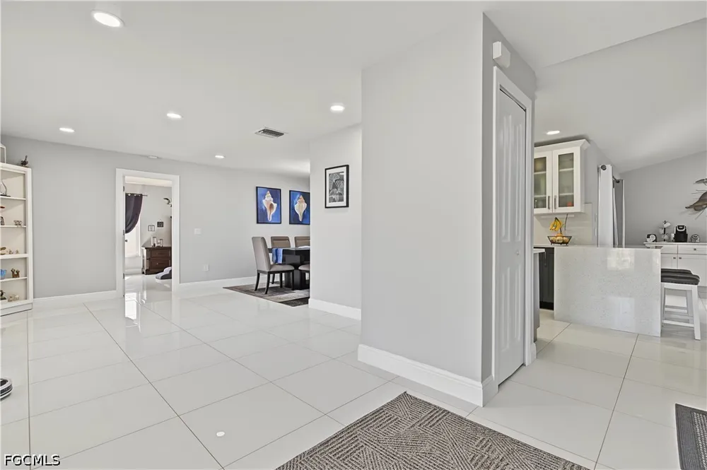 SE 34th Terrace Cape Coral, FL 33904