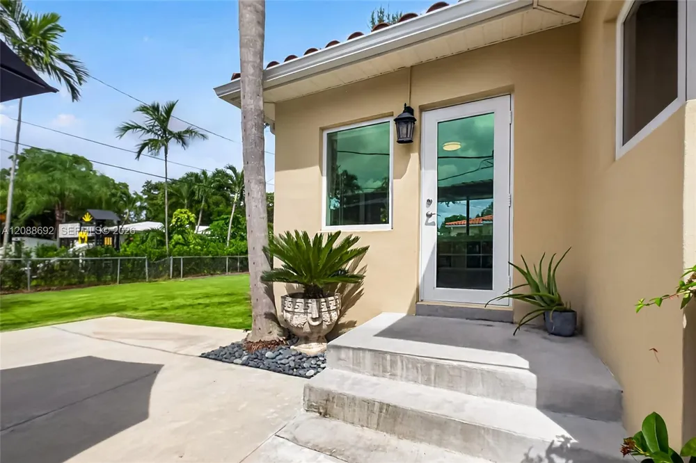 439 Candia Ave Coral Gables, FL 33134
