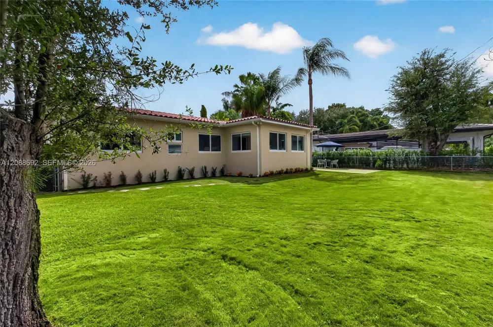 439 Candia Ave Coral Gables, FL 33134