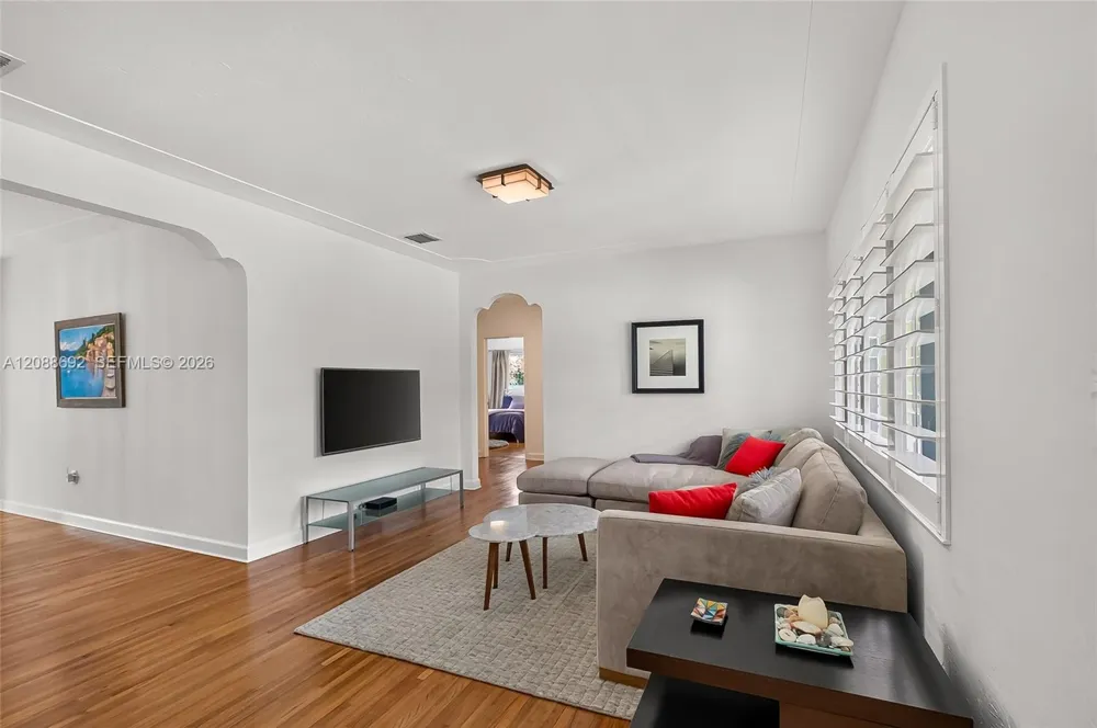 439 Candia Ave Coral Gables, FL 33134