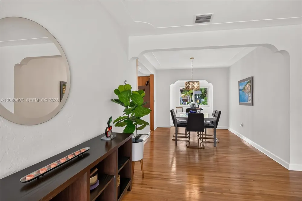 439 Candia Ave Coral Gables, FL 33134