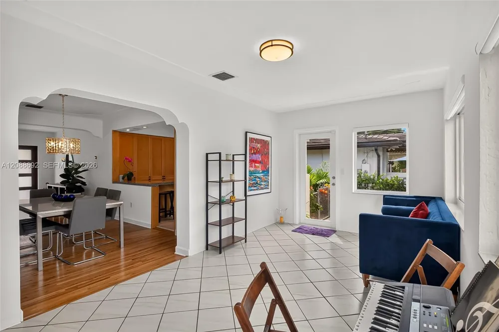 439 Candia Ave Coral Gables, FL 33134
