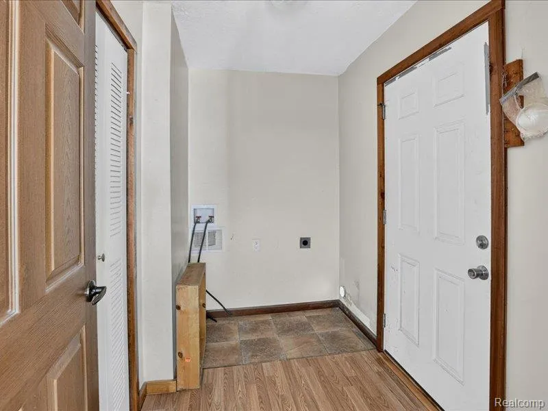 5994 Lake Sanford Road Edenville Township, MI 48657