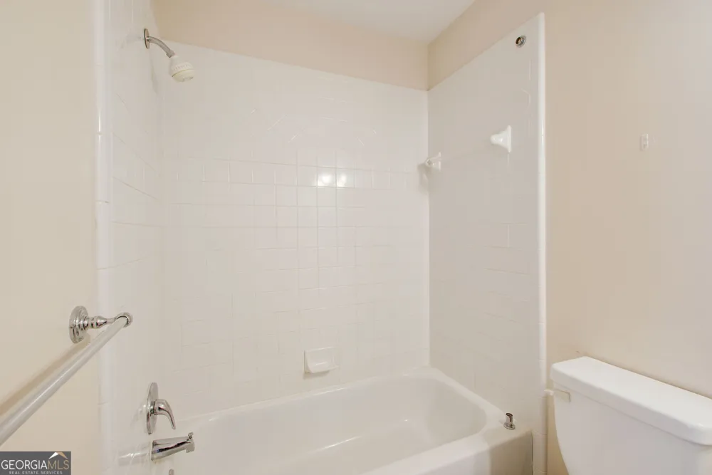 12 Dry Pond Rd Covington, GA 30016