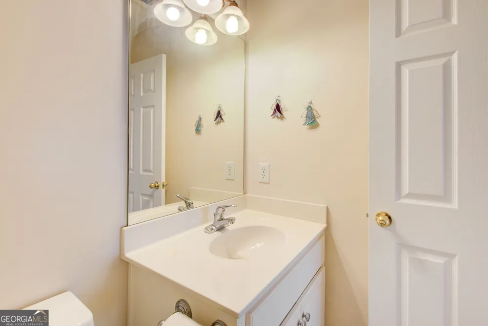 12 Dry Pond Rd Covington, GA 30016