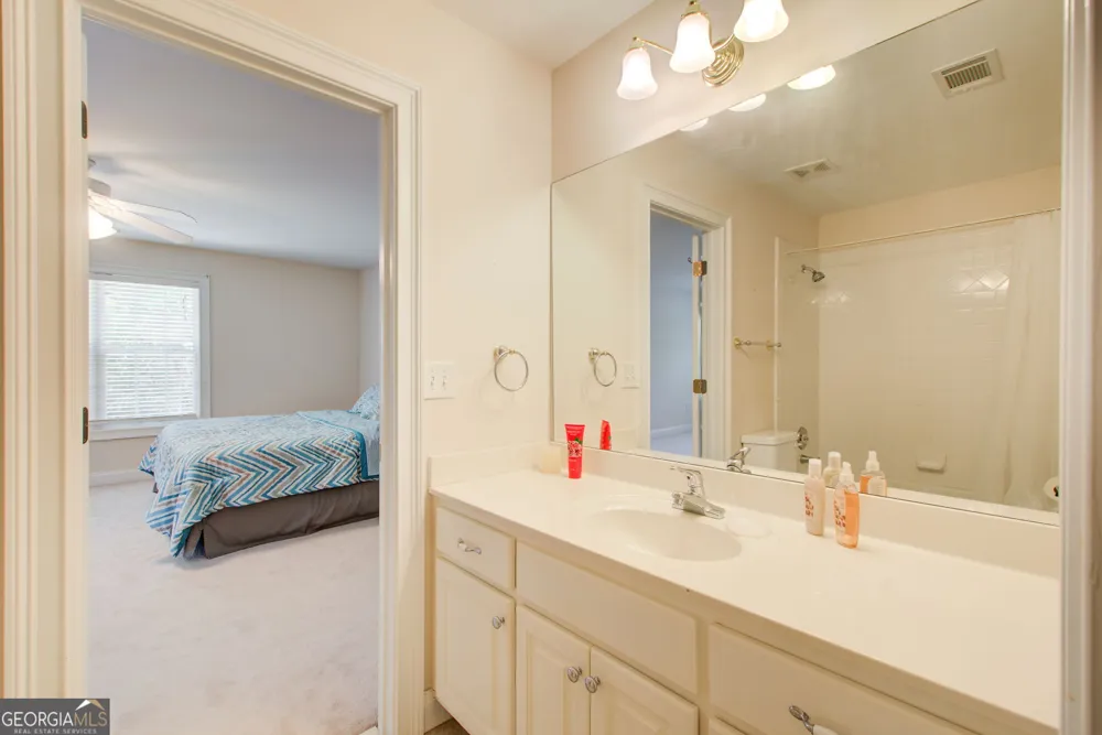12 Dry Pond Rd Covington, GA 30016