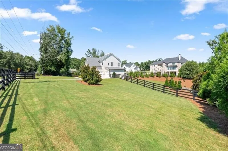 12720 Etris RD Roswell, GA 30075