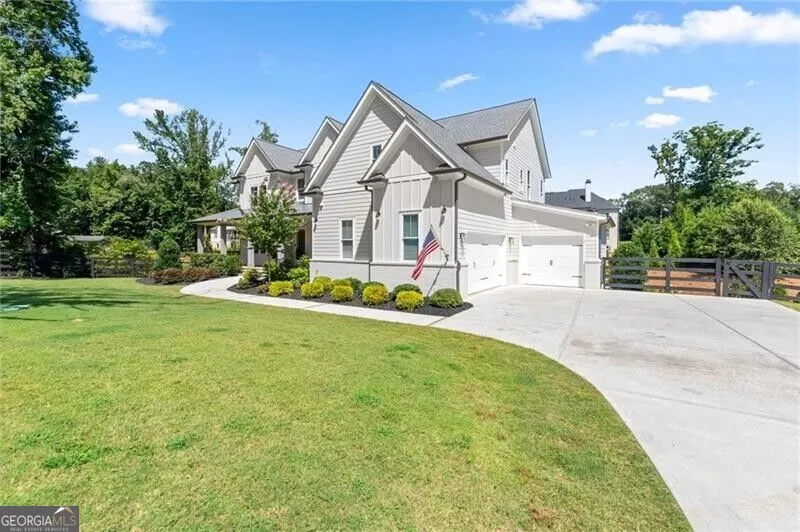 12720 Etris RD Roswell, GA 30075