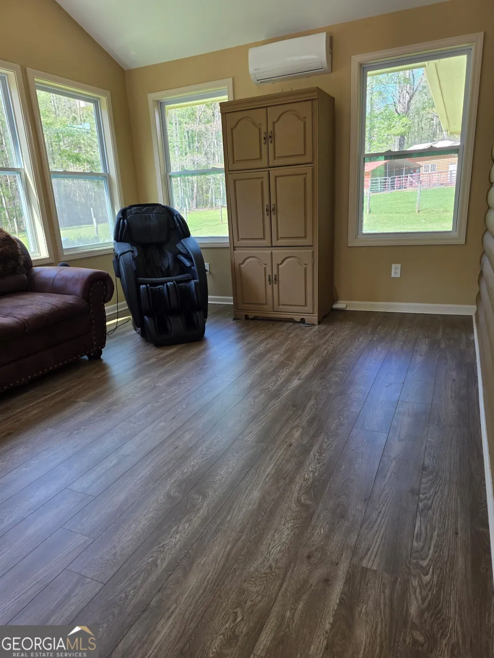 403 N Stringer RD Canton, GA 30115