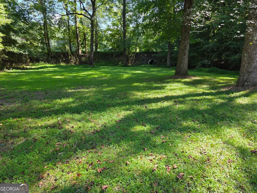 403 N Stringer RD Canton, GA 30115