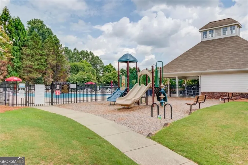 455 Hillcrest View DR Suwanee, GA 30024