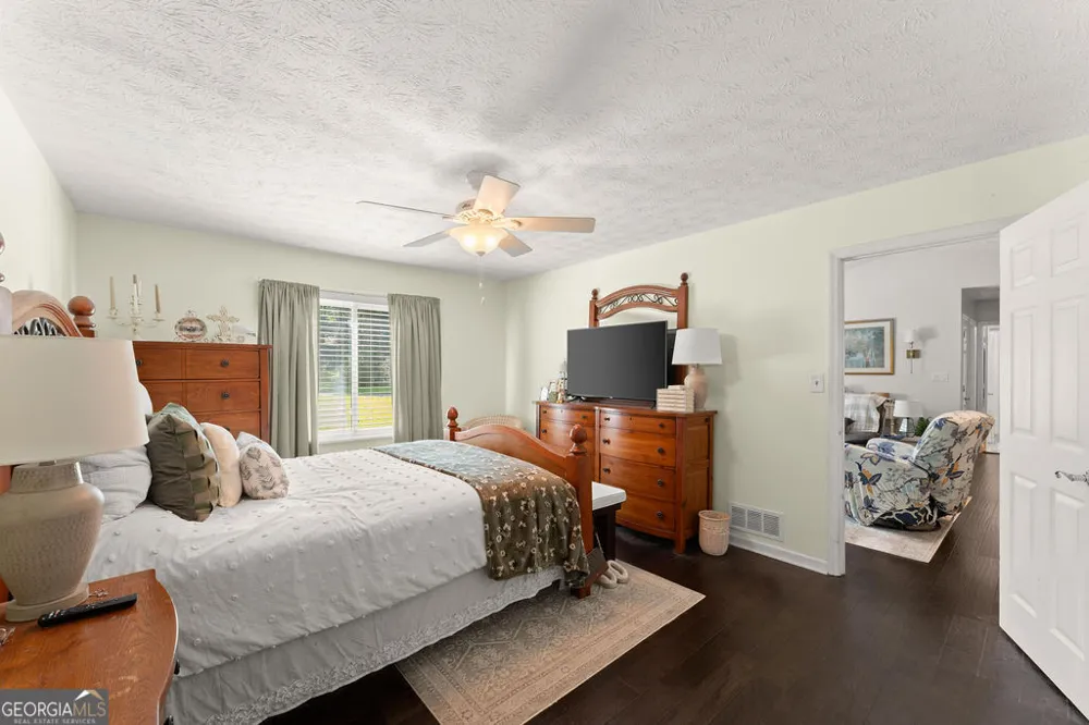 4323 Hillview DR Acworth, GA 30101