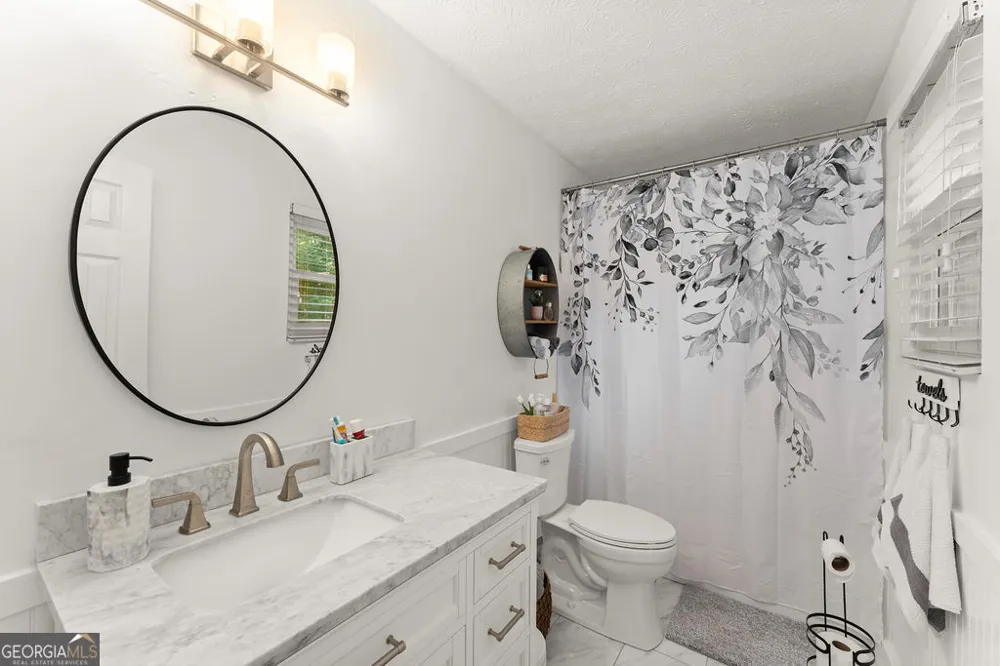 4323 Hillview DR Acworth, GA 30101
