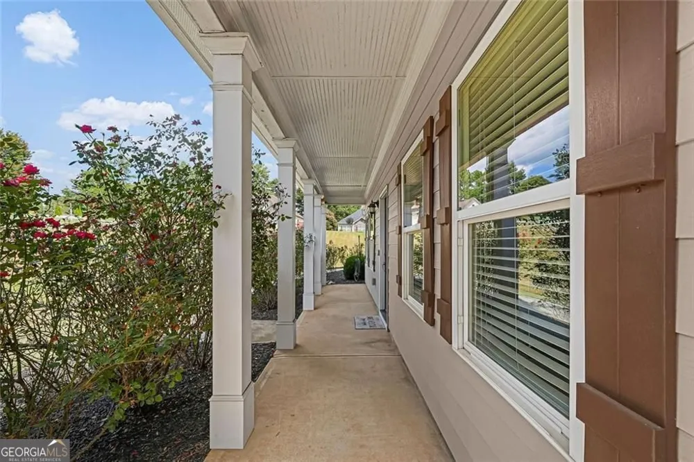 2835 Shadowstone WAY Winder, GA 30680
