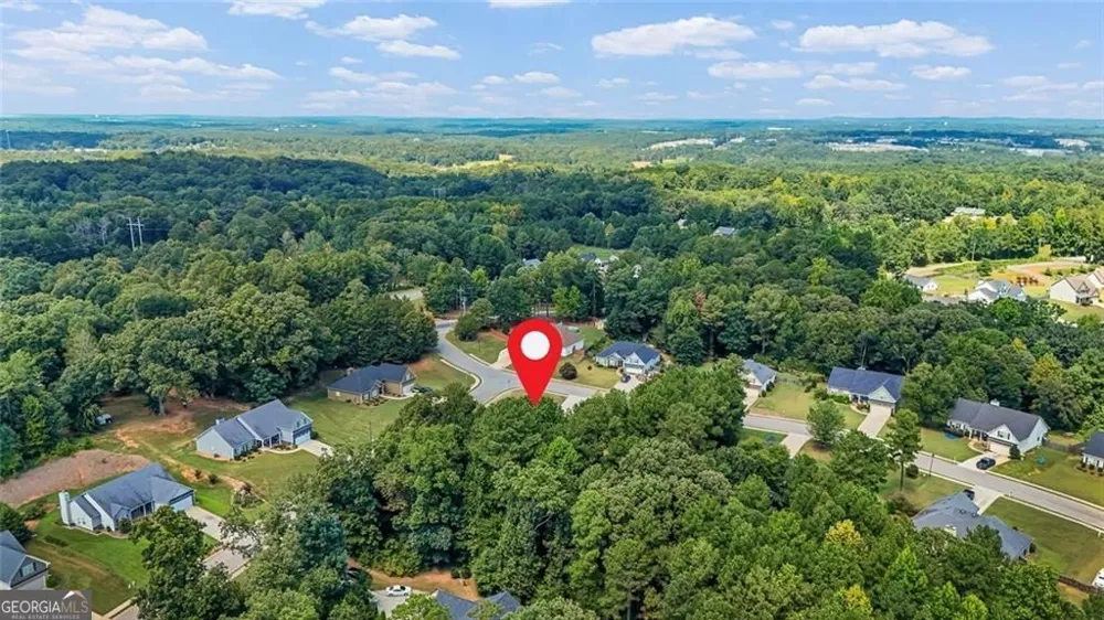 2835 Shadowstone WAY Winder, GA 30680