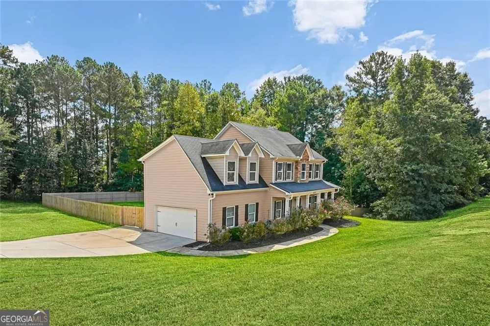 2835 Shadowstone WAY Winder, GA 30680