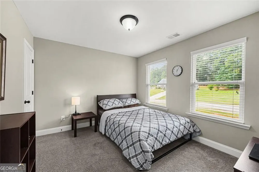 2835 Shadowstone WAY Winder, GA 30680