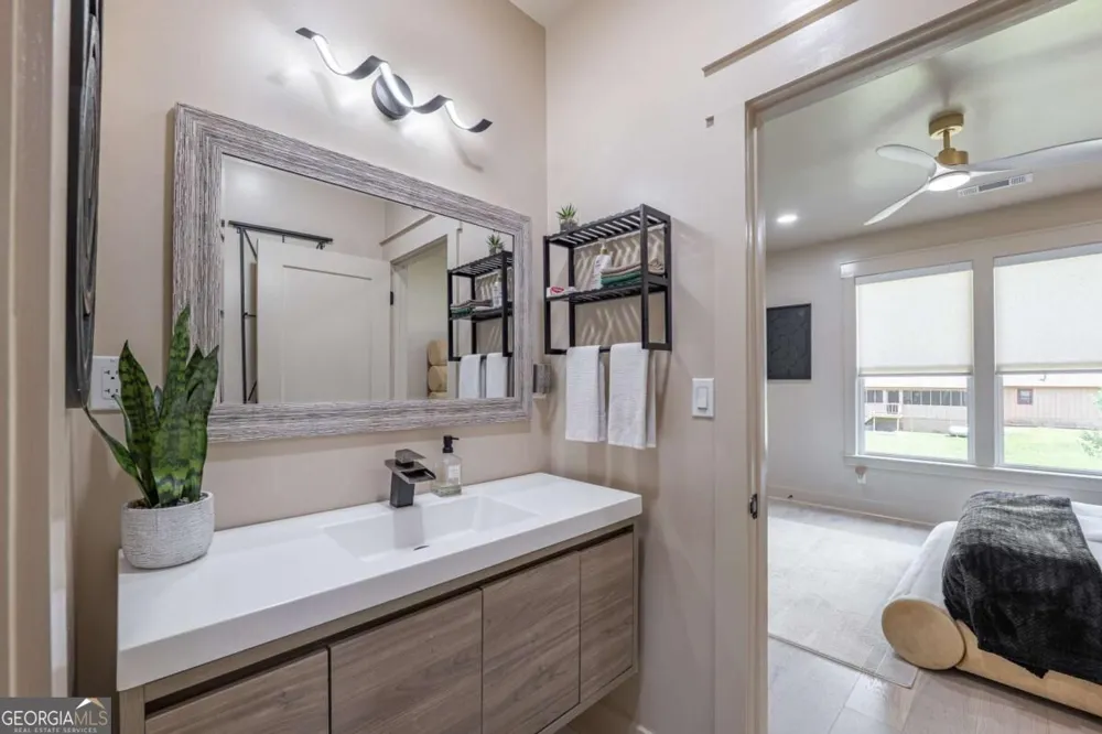 3204 Regalview TER Acworth, GA 30101