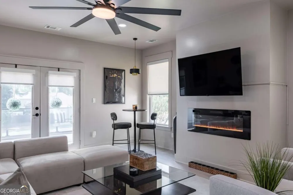 3204 Regalview TER Acworth, GA 30101