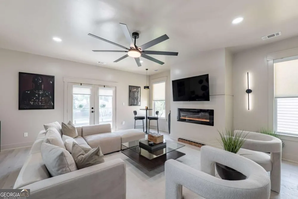 3204 Regalview TER Acworth, GA 30101