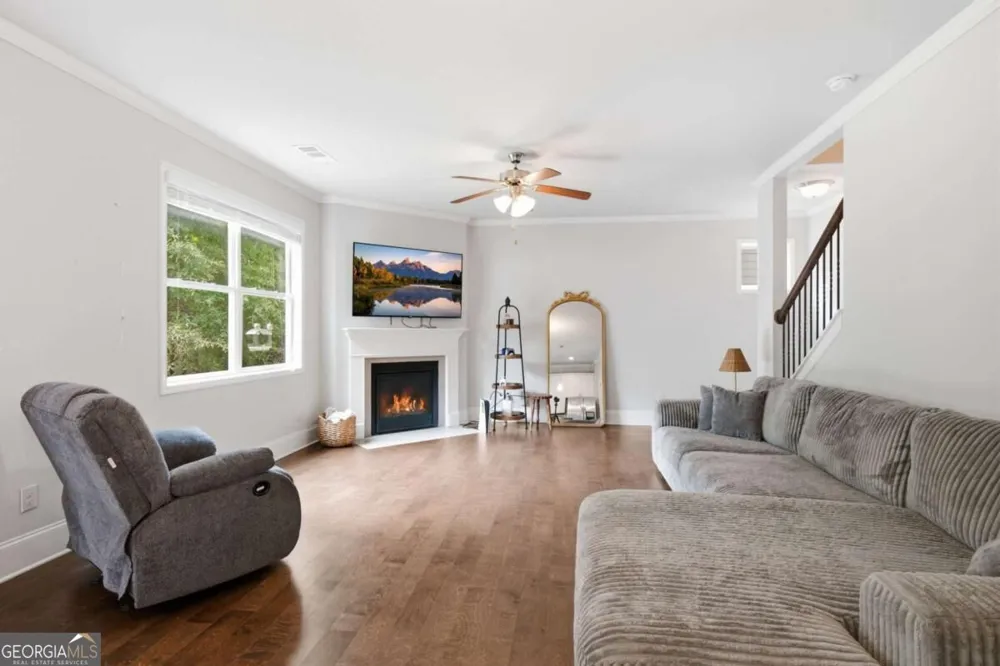 2127 Apple Orchard WAY Austell, GA 30168