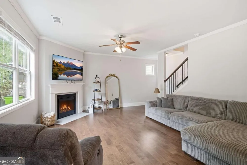 2127 Apple Orchard WAY Austell, GA 30168