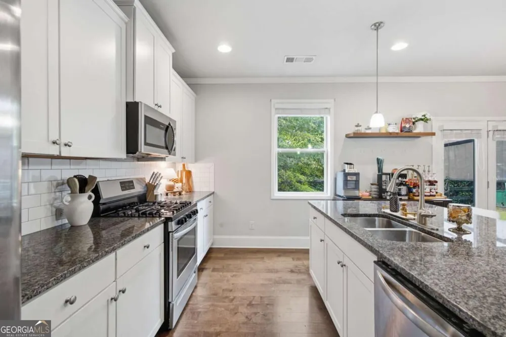 2127 Apple Orchard WAY Austell, GA 30168
