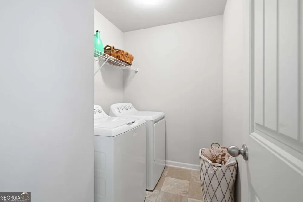 2127 Apple Orchard WAY Austell, GA 30168
